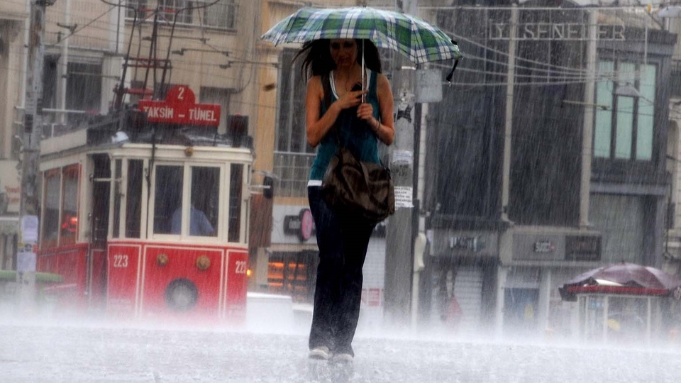 Meteoroloji'den flaş uyarı! 5 bölgede sağanak!