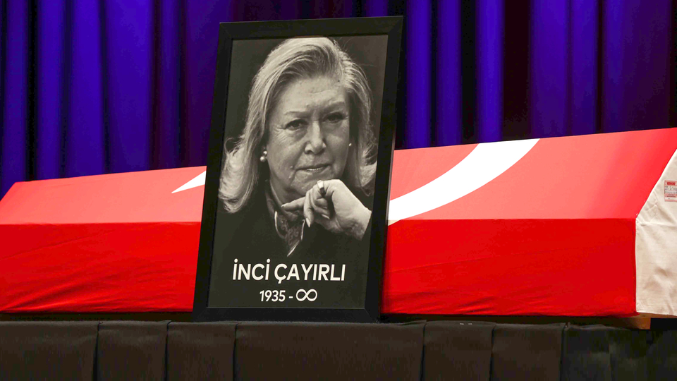 İnci Çayırlı'ya veda