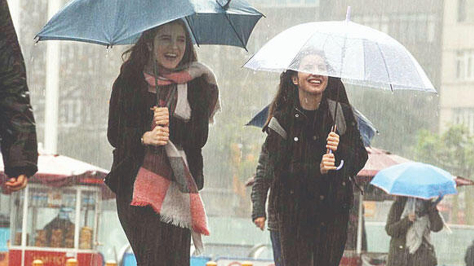 Meteoroloji'den önemli uyarı! 2 bölgede sağanak!