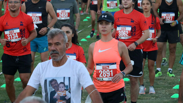 9 Eylül Uluslararası İzmir Yarı Maratonu başladı
