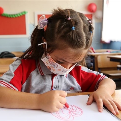 "Çözüm okula gitmemek değil"