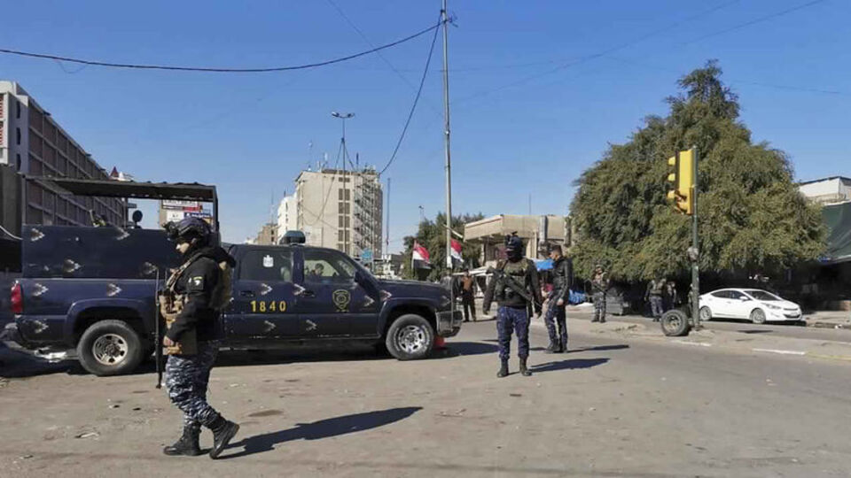 Irak'ta DEAŞ saldırısı: 12 polis öldü!