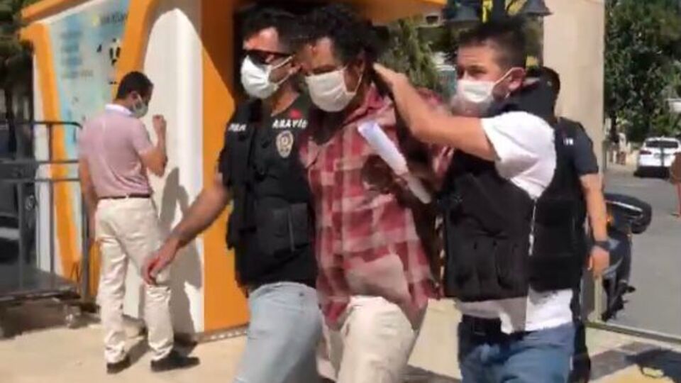 Cani baba karısını da yakmış!