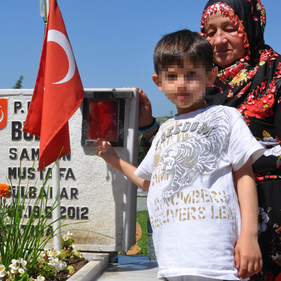 Şehit oğluna şiddet iddiası!