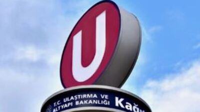 İstanbul metrosunda logo tartışması!
