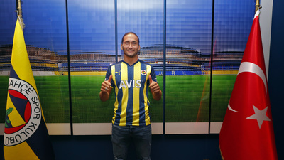 Fenerbahçe transferi açıkladı!