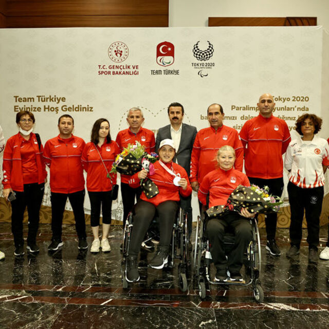 Son kafile Tokyo'dan döndü