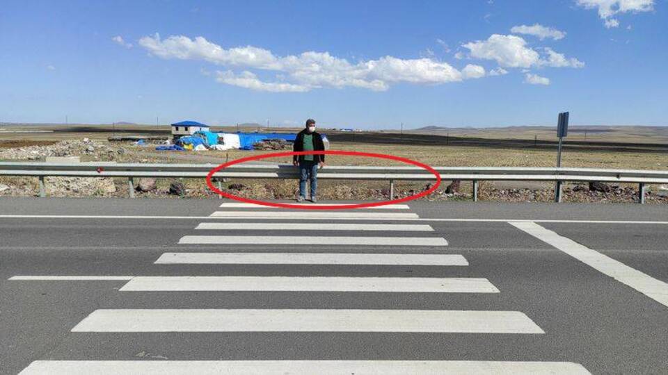 Yaya geçidi yapıldı, bariyer unutuldu