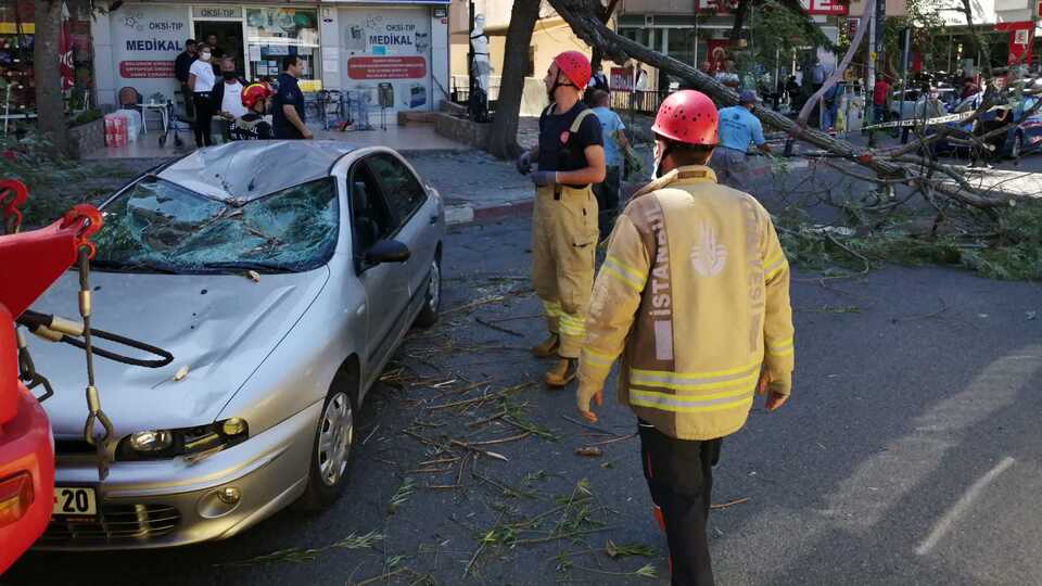 Felaketten saniyelerle kurtuldu!