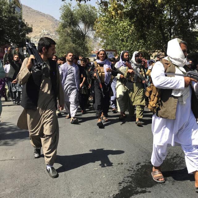 Taliban Kabil'deki protestolara müdahale etti!