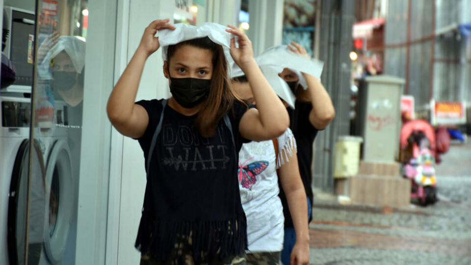 Meteoroloji'den önemli uyarı! 5 bölgede sağanak!