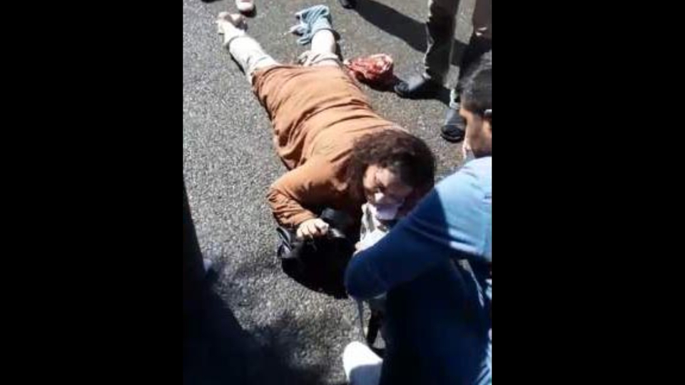 Sokak ortasında karısını vurdu!