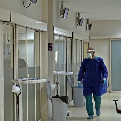 İki anne koronaya yenildi! 3 bebek öksüz kaldı