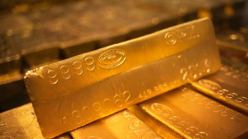 Altın yön değiştirdi