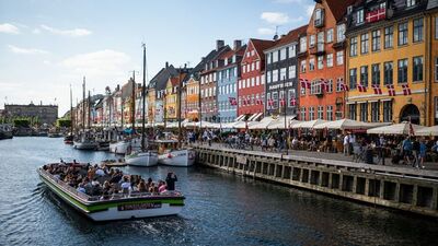 "Danimarka'ya geliyorsanız, çalışmak zorundasınız"