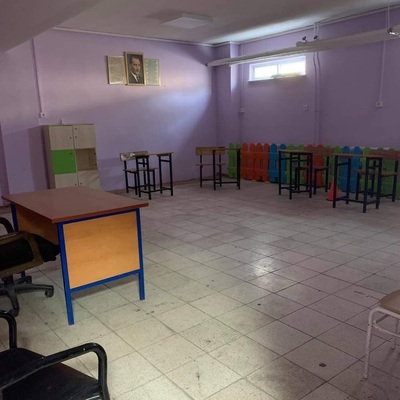 Otizmli çocuğa bodrum katta derslik!