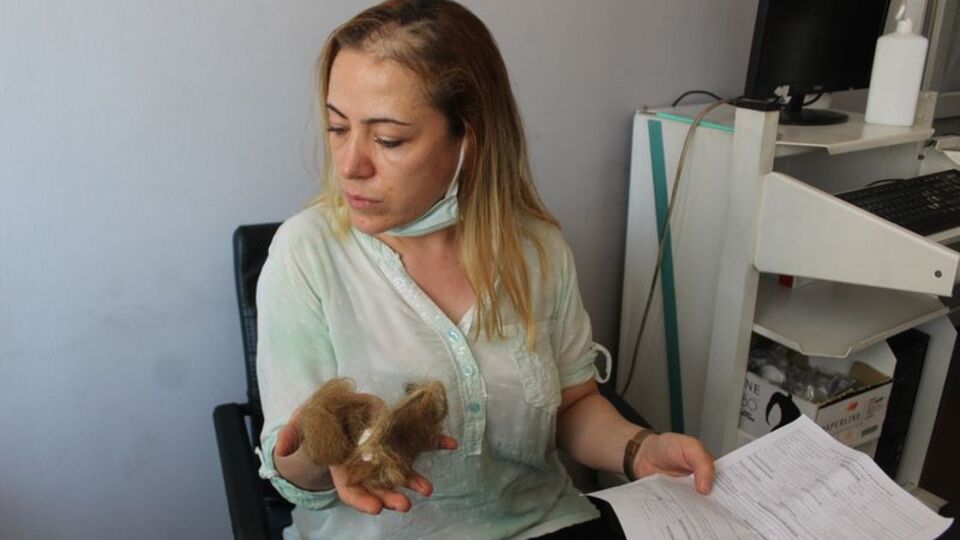 Hastanede dehşet! Hemşirenin saçlarını yoldu!