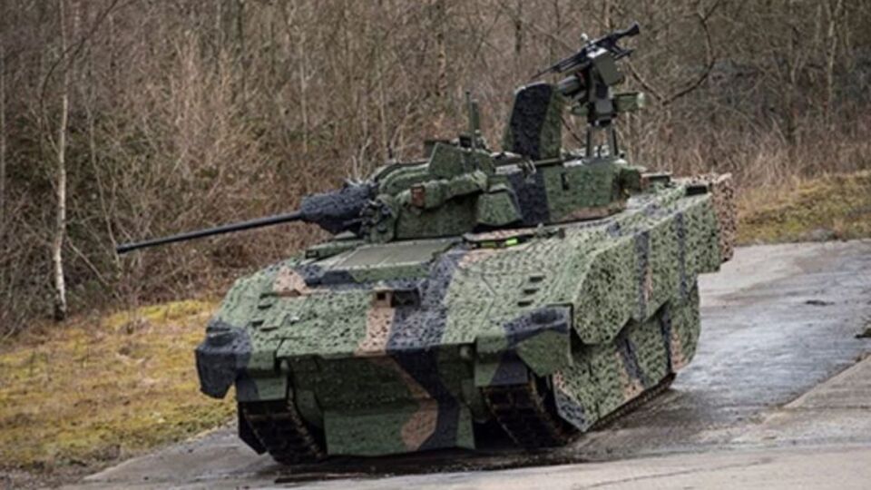 İngiltere'de tank testleri: 300'ü aşkın asker hastanelik oldu!