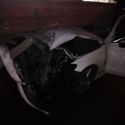 Otomobil TIR'a çarptı, 3 kardeş hayatını kaybetti