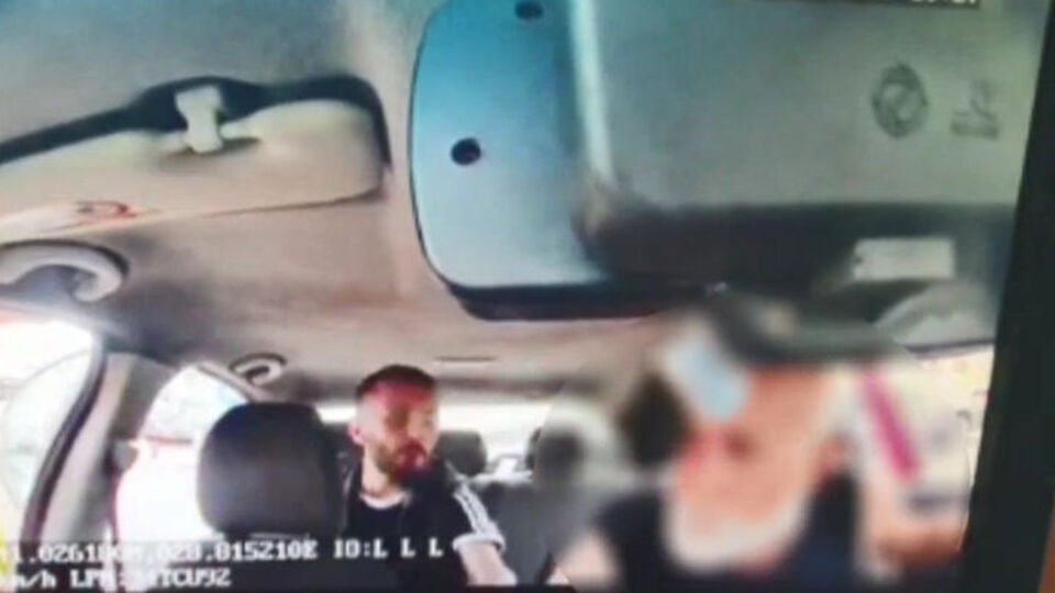 İşte o görüntüler! Takside dehşet!