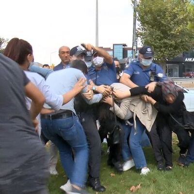 Keşif sırasında kadın sürücüye saldırdılar!