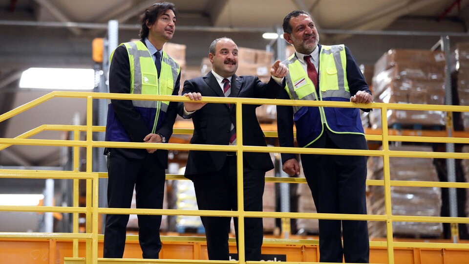 Bakan Varank'tan Hepsiburada'ya ziyaret