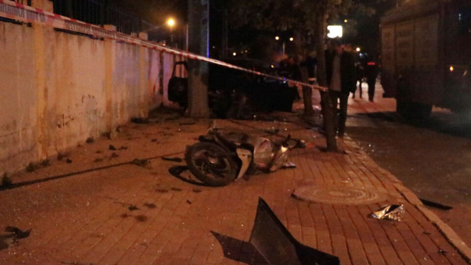 Feci son! Aracın altında 30 metre