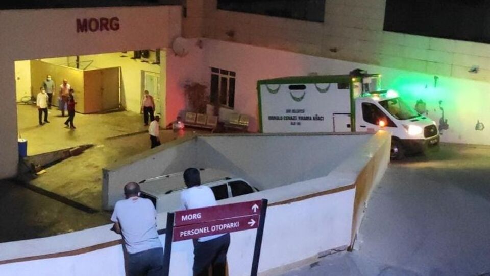 Bisikletle duvara çarpan çocuk hayatını kaybetti