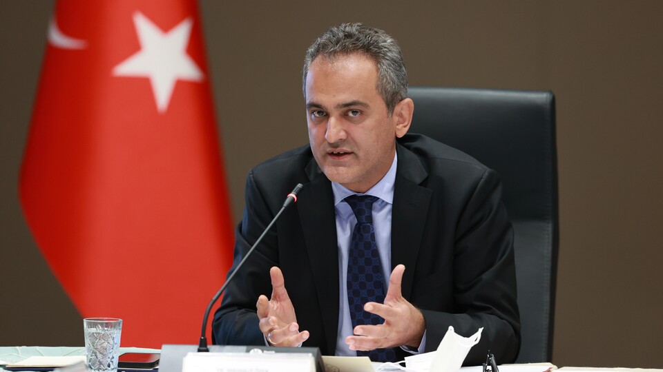 Milli Eğitim Bakanı Özer'den okullarda PCR testi açıklaması