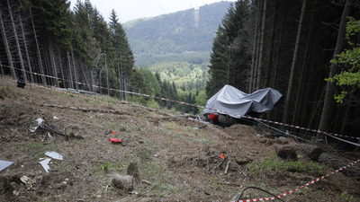 İtalya, teleferik kazasında kurtulan çocuğun kaçırılmasını araştırıyor