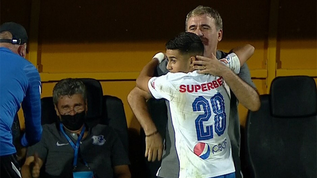 15 yaşındaki Enes, Romanya tarihine geçti