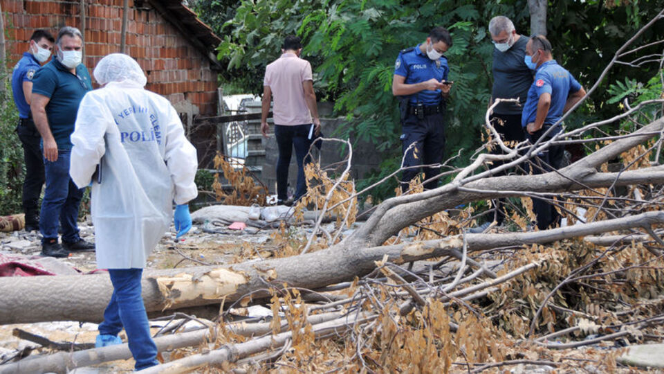 Antalya'da 2 saat arayla 2 cansız beden!