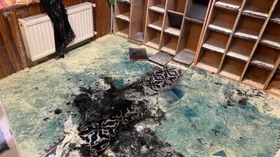 Camiyi ateşe verdi, cemaatin dikkatinden kaçmadı