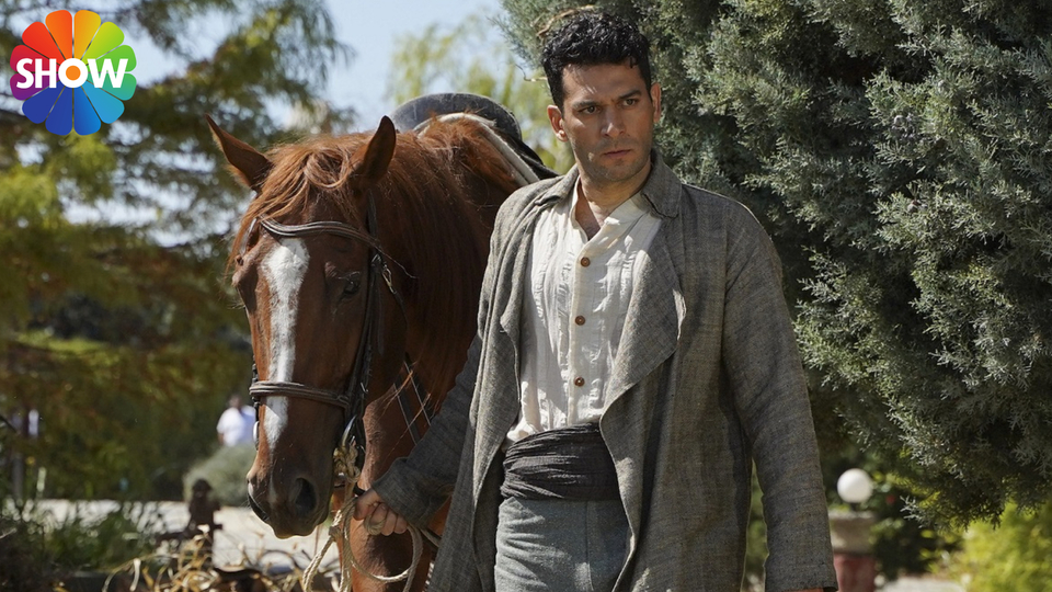 'Aziz'den ilk fotoğraflar geldi!