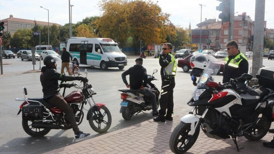 EGM'den ülke genelinde motosiklet denetimi