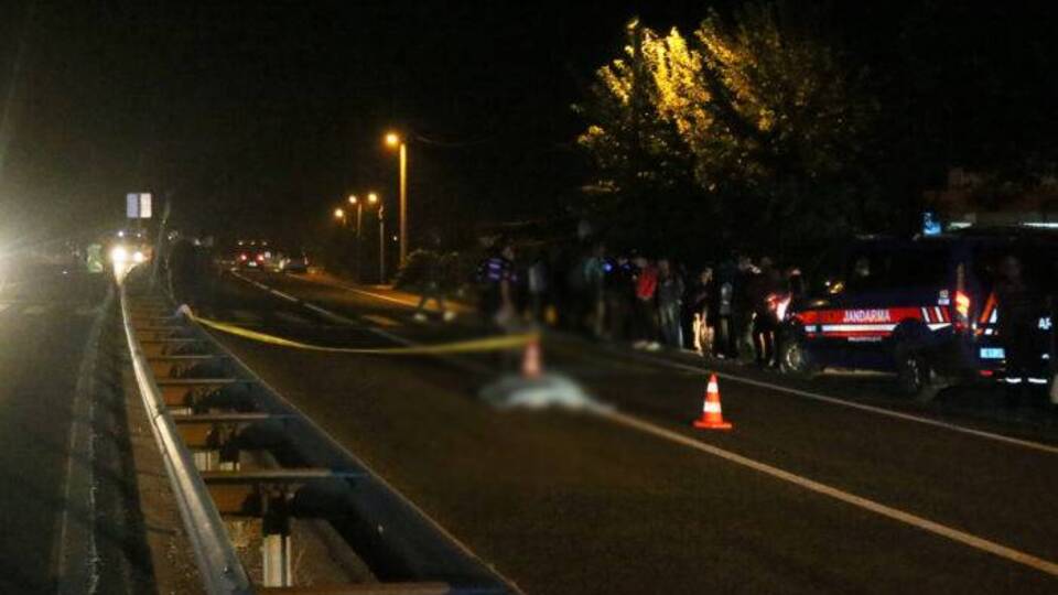 Düzce'de otomobilin çarptığı kadın öldü