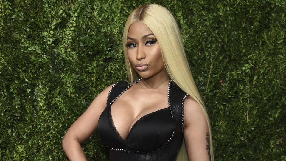 'Aşı' paylaşımı olay oldu