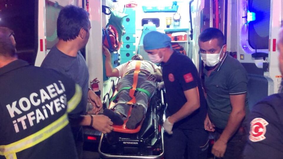 Kaza yaptı, canını hiçe saydı: Benim çalışmam lazım