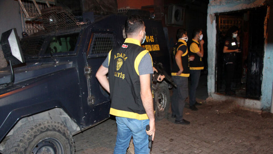 Adana'da 'torbacı' operasyonu