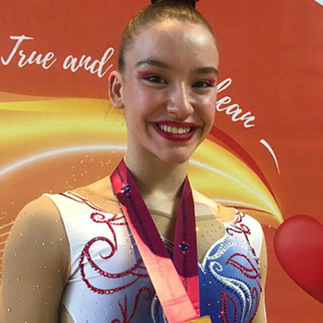 Ayşe Begüm podyuma çıkıyor