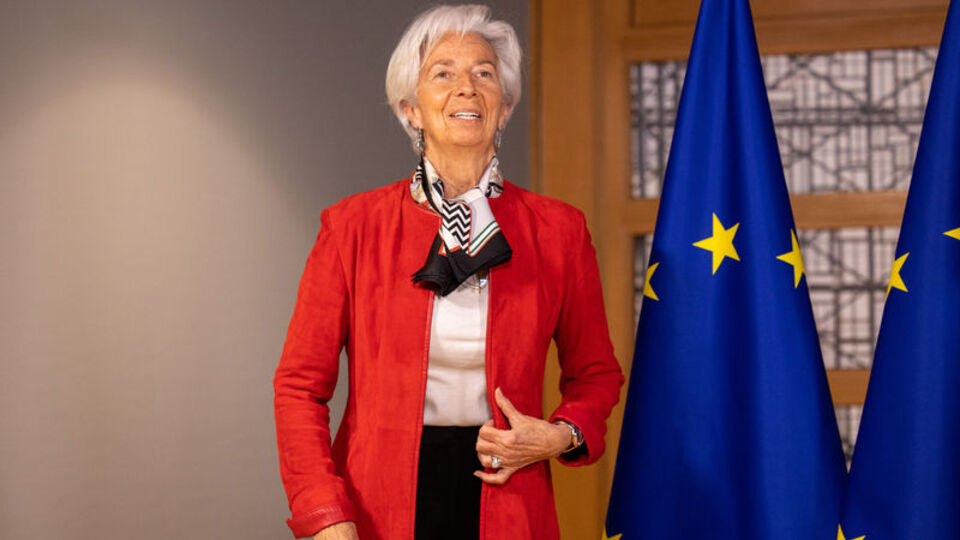 Lagarde faiz sorusunu cevaplamadı