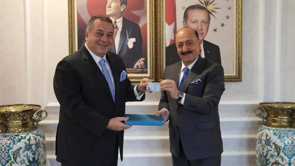 Yabancı yatırımcıya Turkuaz Kart
