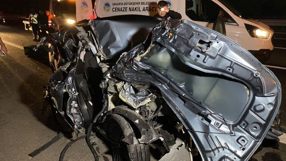 TIR'lar başrolde! 3 ilde 3 kaza: 2 ölü, 25 yaralı