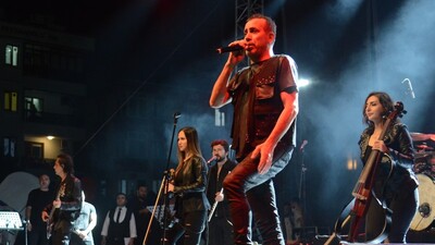 Haluk Levent'ten aşı uyarısı