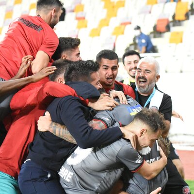 Karagümrük'ten müthiş dönüş! 7 gol...