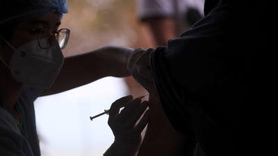 O araştırma ortaya koydu! 3. doz Covid aşıları...