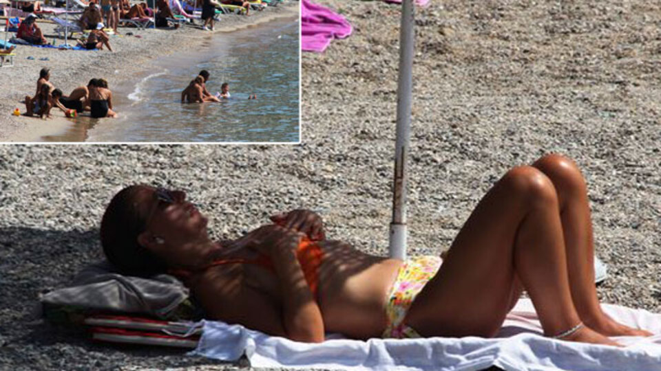 Kavurucu sıcağı gören denize koştu!