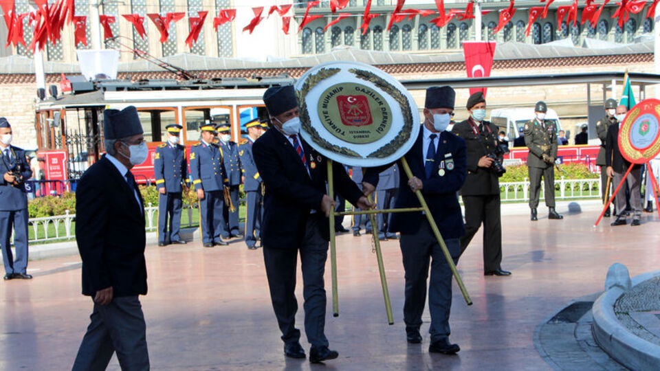 Gaziler Günü için Taksim'de tören düzenlendi