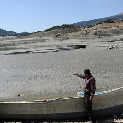 Çayboğazı Barajı'nın dibi göründü!
