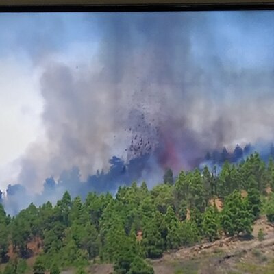 Kanarya Adaları'nda yanardağ patlaması!